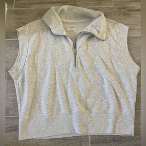 Abercrombie sweater vest